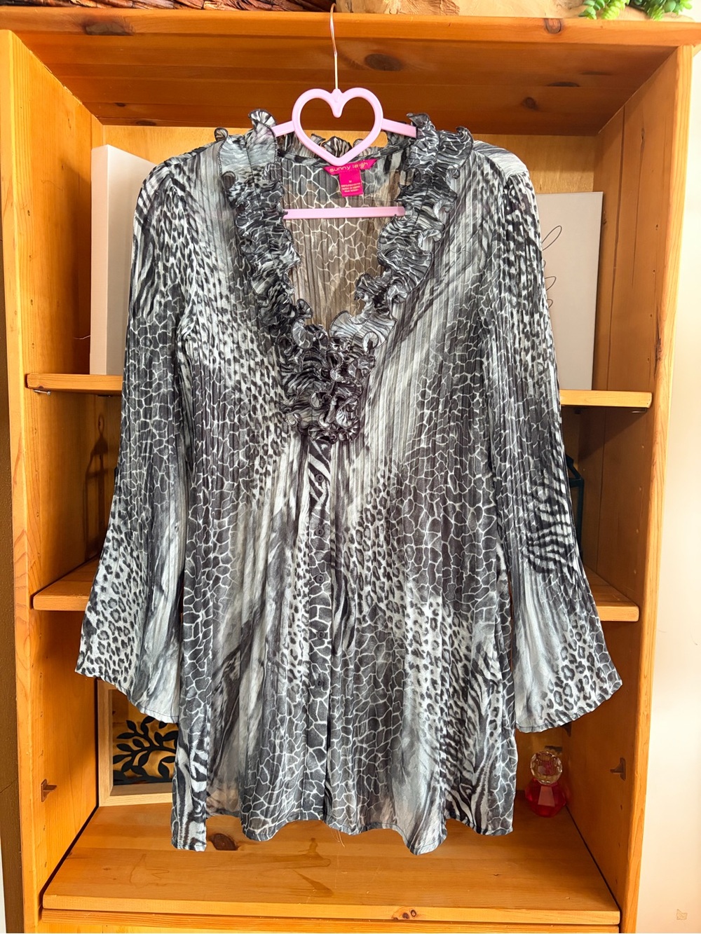 Vintage Y2K Sunny Leigh Animal Print Wimisigoth Sheer top Size M - Picture 3 of 6